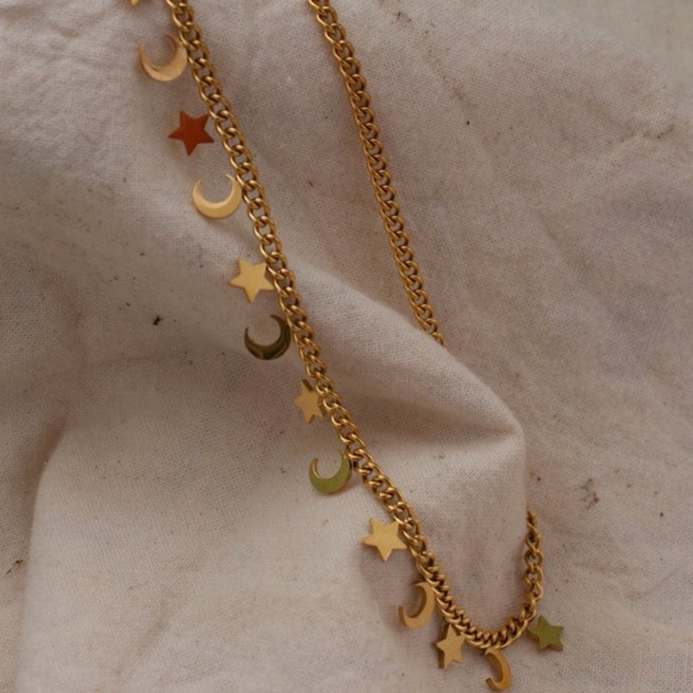 Moon & Star necklace - Picture 4 of 4